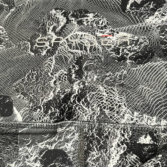 SPYDER ACTIVE- NWT Black and Gray Patterned Leggings Size S - Picture 7 of 7